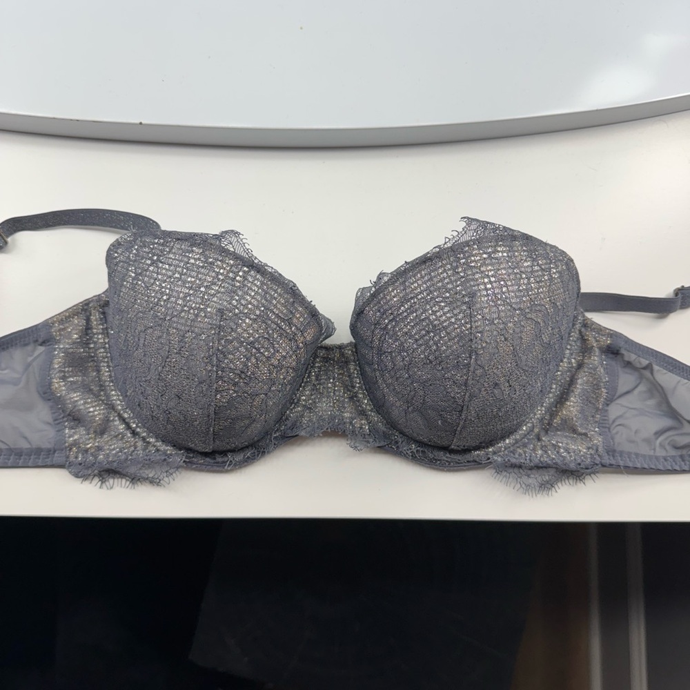 Victoria’s Secret Dream Angels Lined Demi Lace Bra